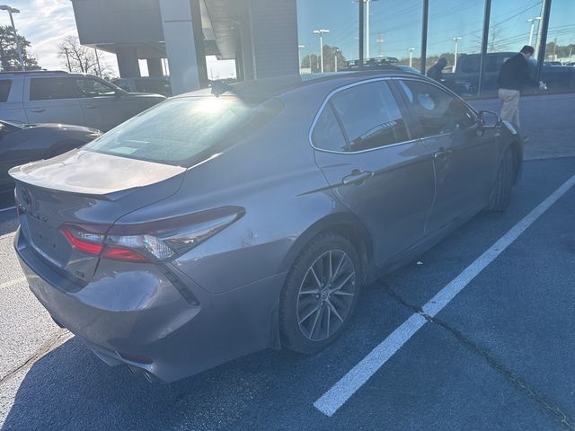 2022 Toyota Camry SE