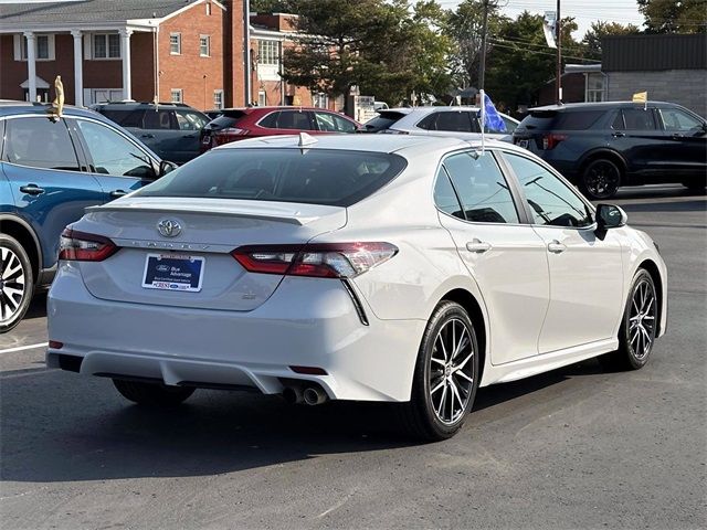 2022 Toyota Camry SE Nightshade