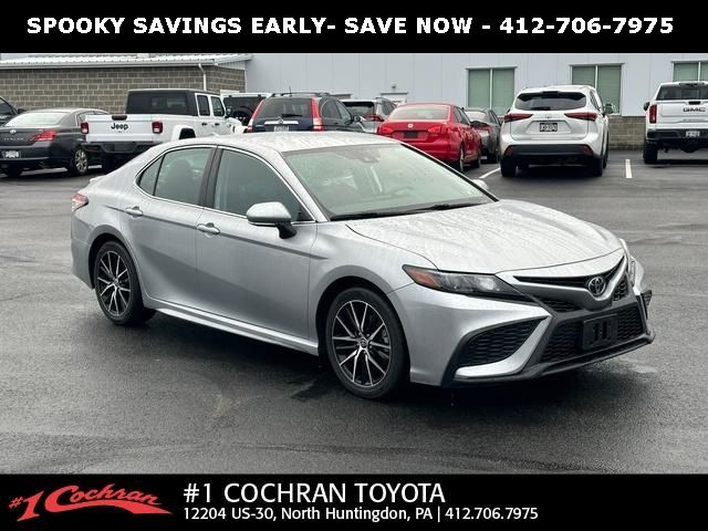 2022 Toyota Camry SE