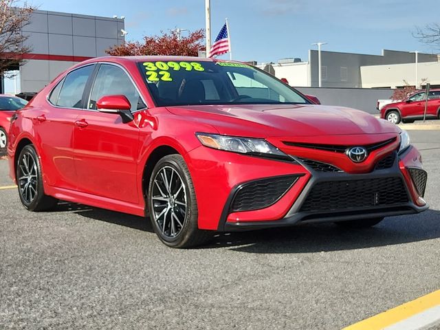 2022 Toyota Camry SE