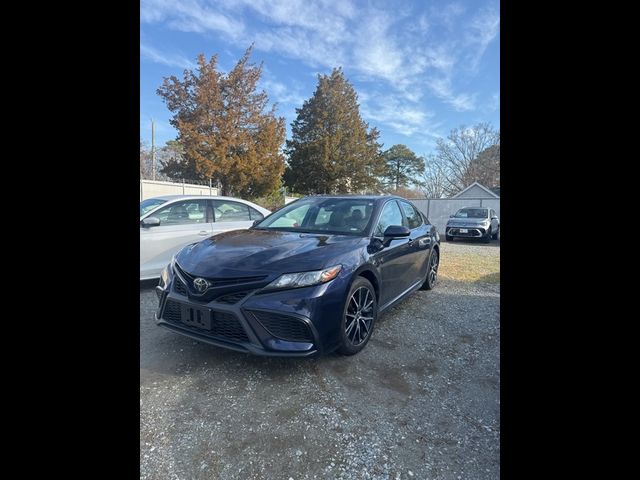 2022 Toyota Camry SE