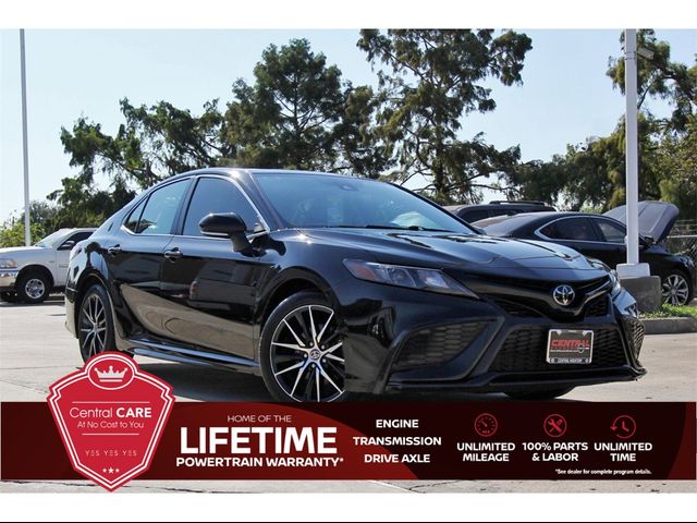 2022 Toyota Camry SE