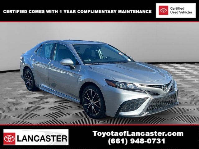 2022 Toyota Camry SE