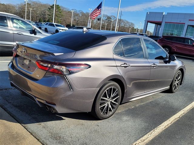 2022 Toyota Camry SE