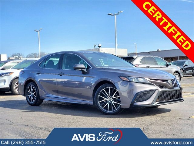 2022 Toyota Camry SE