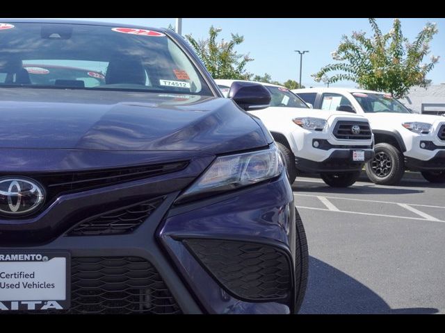 2022 Toyota Camry SE