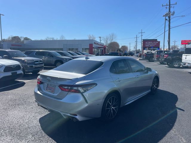 2022 Toyota Camry SE