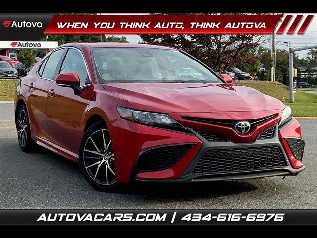 2022 Toyota Camry SE