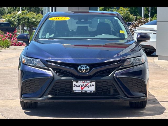 2022 Toyota Camry SE