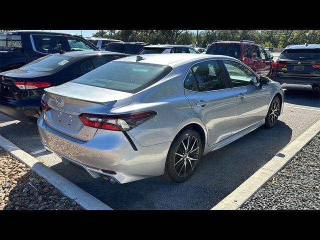 2022 Toyota Camry SE