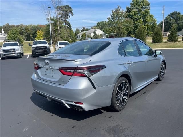 2022 Toyota Camry SE