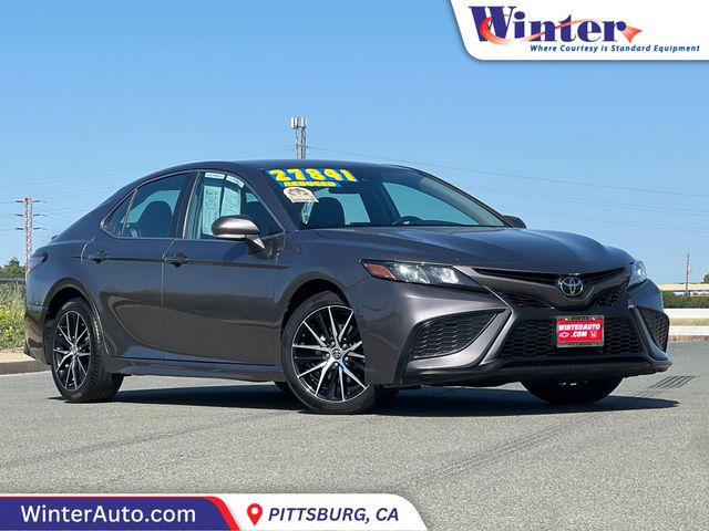 2022 Toyota Camry 