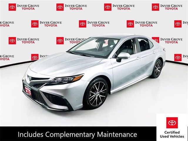 2022 Toyota Camry SE