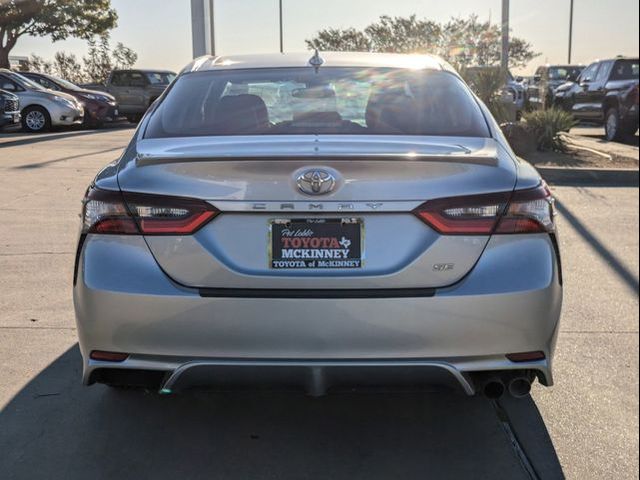 2022 Toyota Camry SE