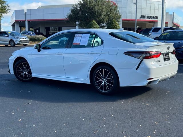 2022 Toyota Camry SE