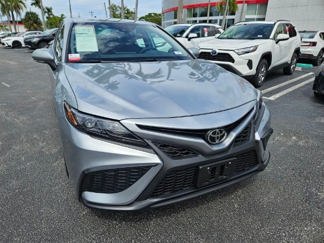 2022 Toyota Camry SE