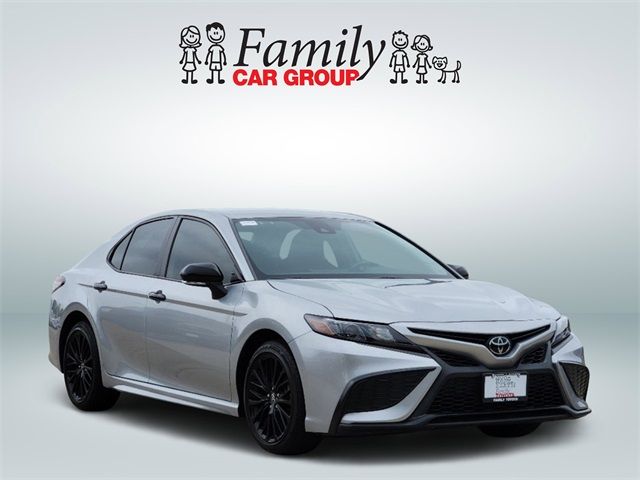 2022 Toyota Camry SE Nightshade