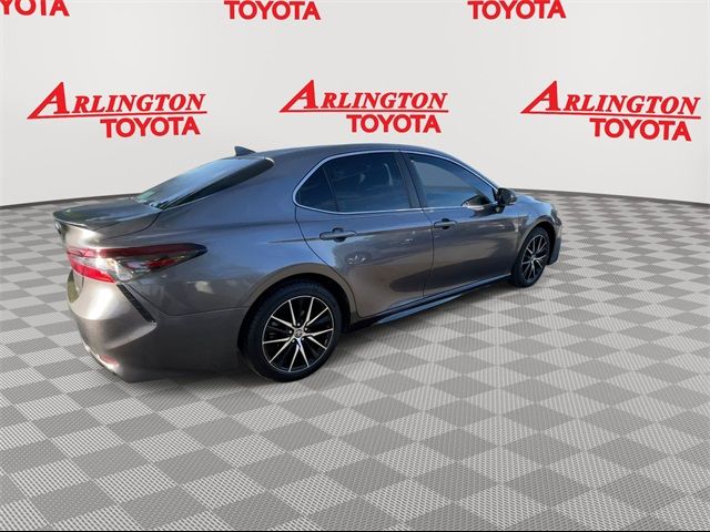 2022 Toyota Camry SE
