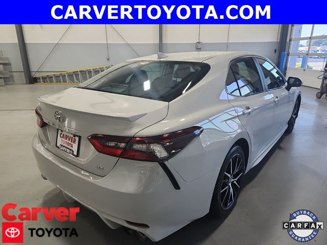 2022 Toyota Camry SE