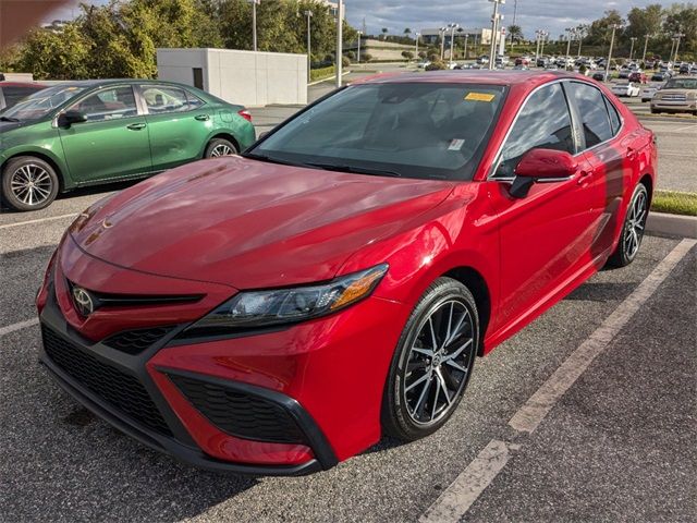 2022 Toyota Camry SE