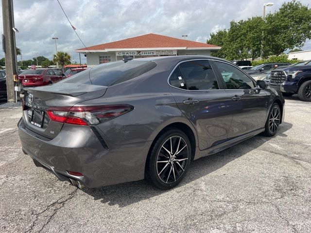 2022 Toyota Camry SE