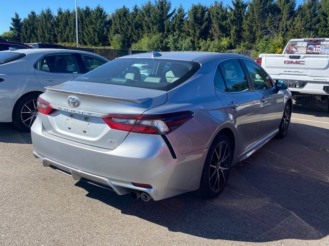 2022 Toyota Camry SE