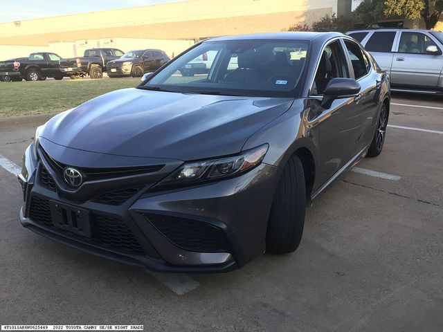 2022 Toyota Camry SE