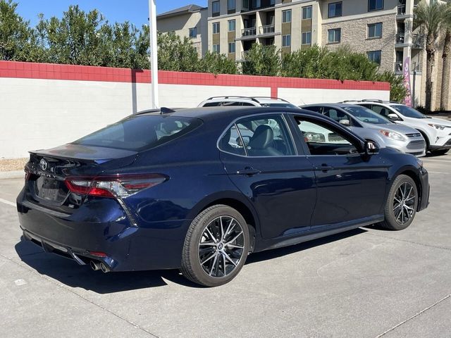 2022 Toyota Camry SE