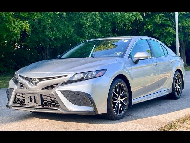 2022 Toyota Camry SE