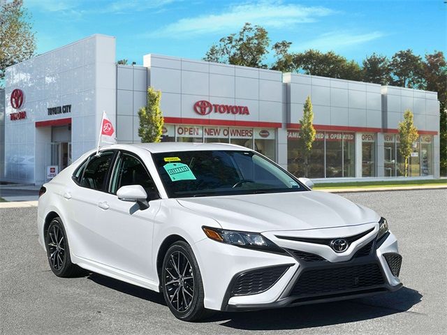 2022 Toyota Camry 