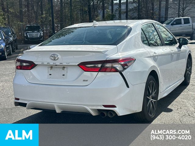 2022 Toyota Camry SE