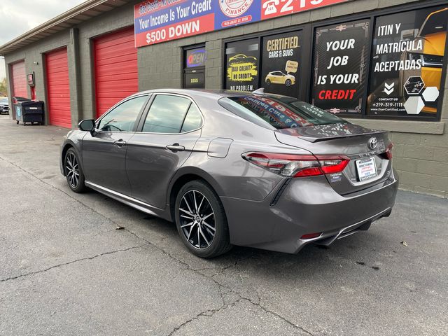 2022 Toyota Camry SE