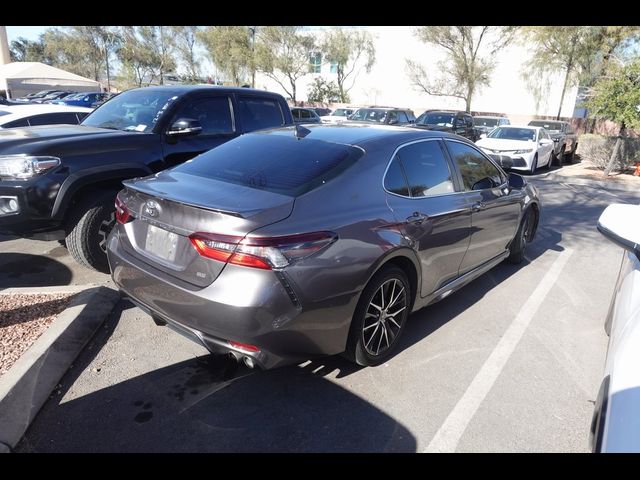 2022 Toyota Camry SE