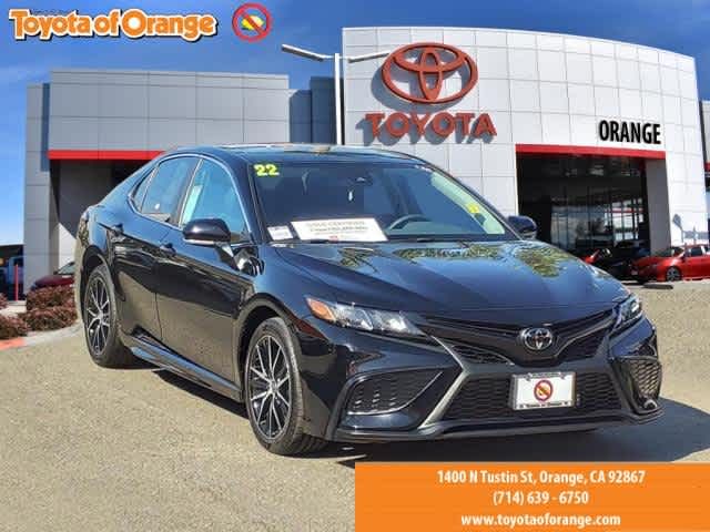 2022 Toyota Camry SE