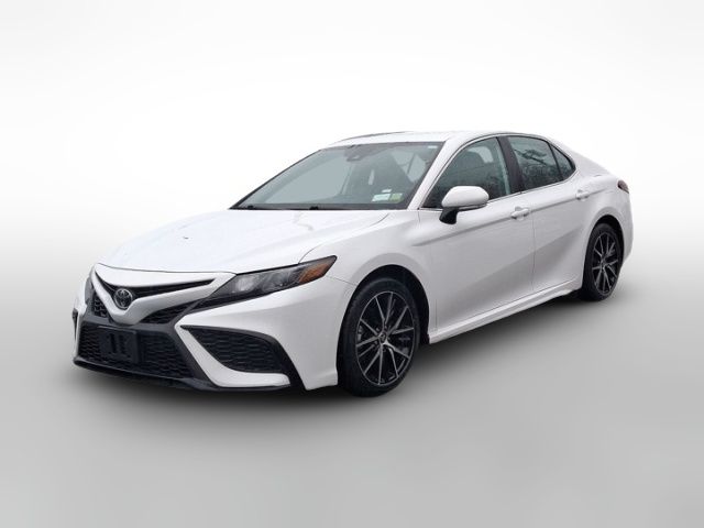 2022 Toyota Camry SE Nightshade