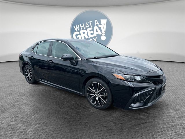 2022 Toyota Camry 