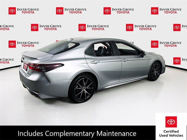 2022 Toyota Camry SE