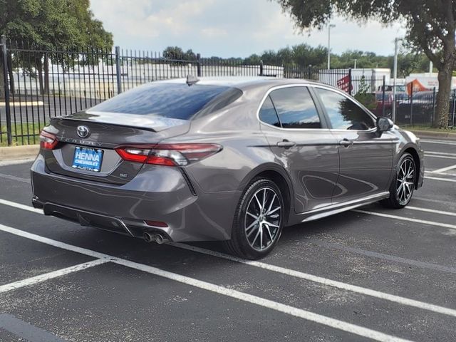 2022 Toyota Camry SE