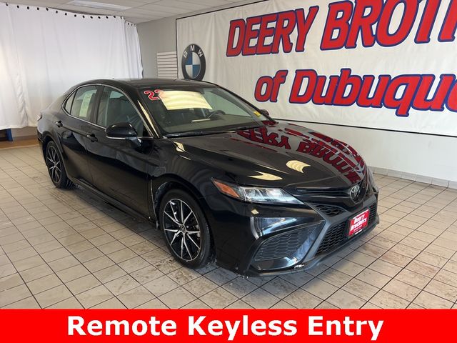 2022 Toyota Camry SE Nightshade