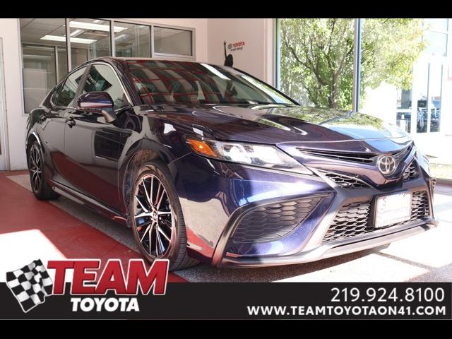 2022 Toyota Camry SE