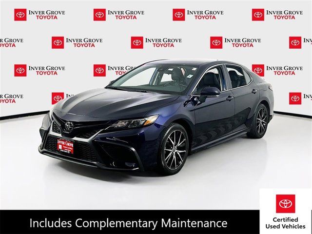 2022 Toyota Camry SE