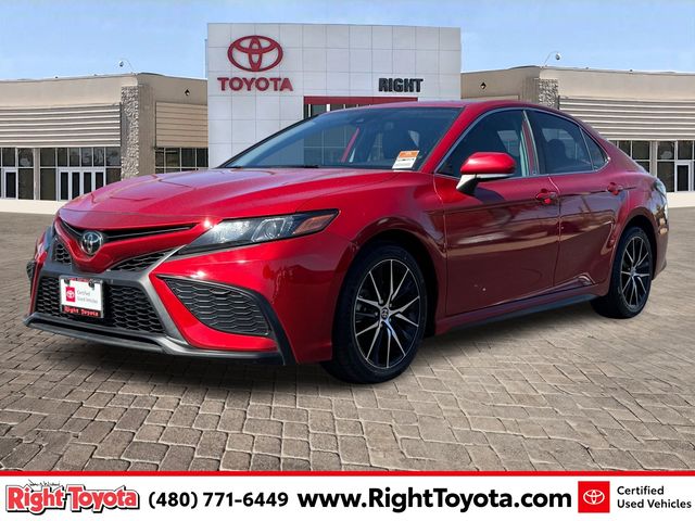 2022 Toyota Camry SE