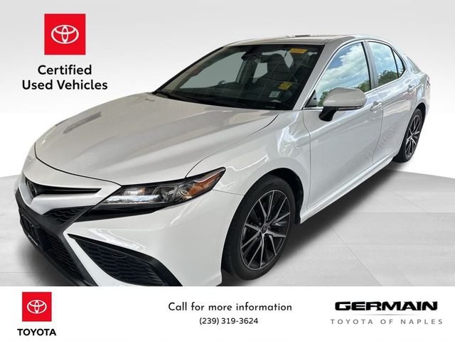 2022 Toyota Camry SE