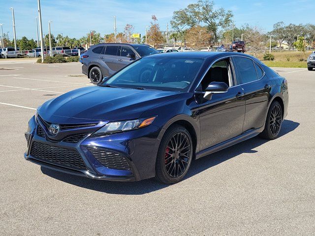 2022 Toyota Camry SE