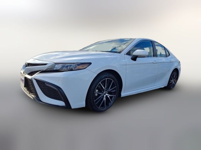 2022 Toyota Camry SE Nightshade