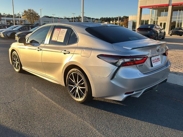 2022 Toyota Camry SE