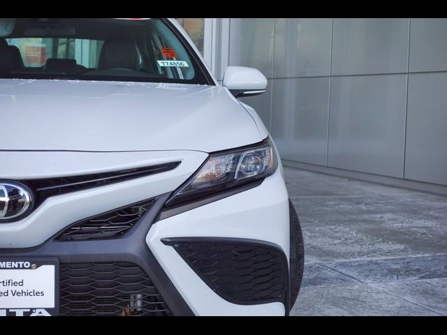 2022 Toyota Camry SE