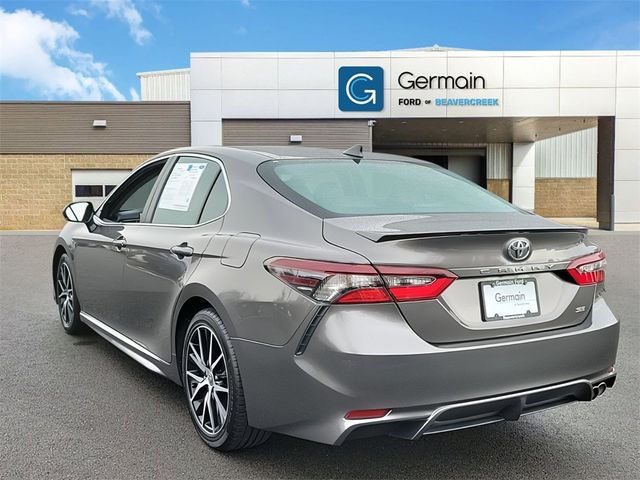 2022 Toyota Camry SE