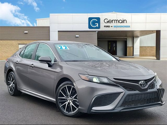 2022 Toyota Camry SE