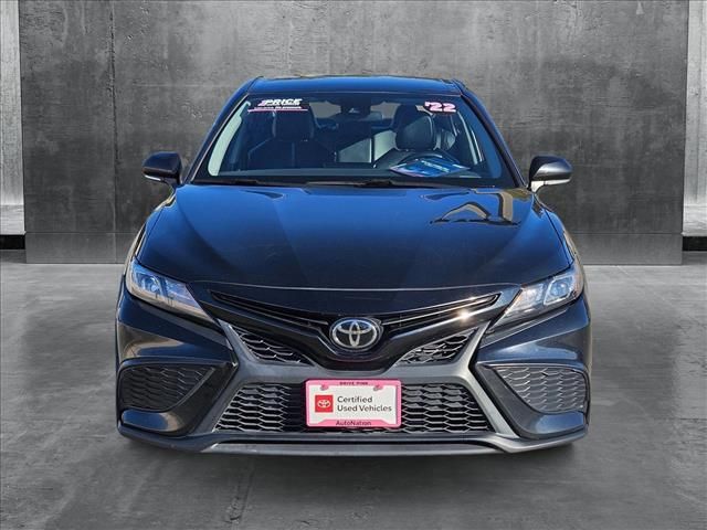 2022 Toyota Camry SE